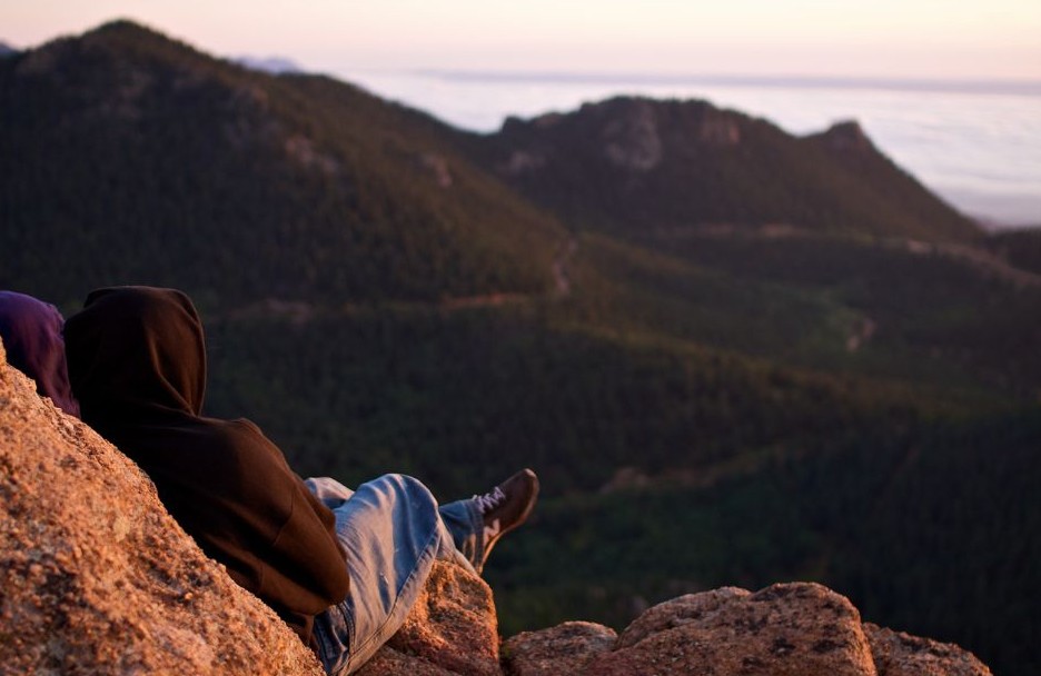 two students traveling
