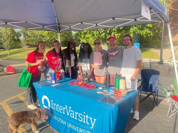students doing outreach